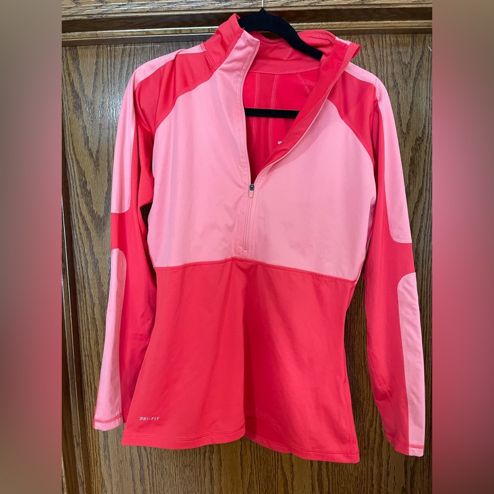 Nike Women's Pro Warm Longsleeve 1/2 Zip Pullover Jacket, Womens sz large